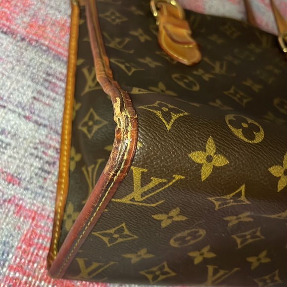Authentic LV Louis Vuitton bag - Picture 9 of 16